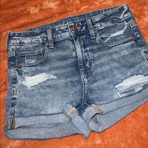 American Eagle ripped denim shorts size 4, never worn!